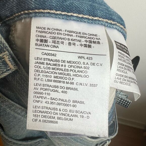 Levi's Women's Distressed Cutoff Jeans Denim Shorts Blue Size 28 - Picture 11 of 12